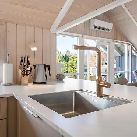 Caranus - 120m From The Sea By Interhome