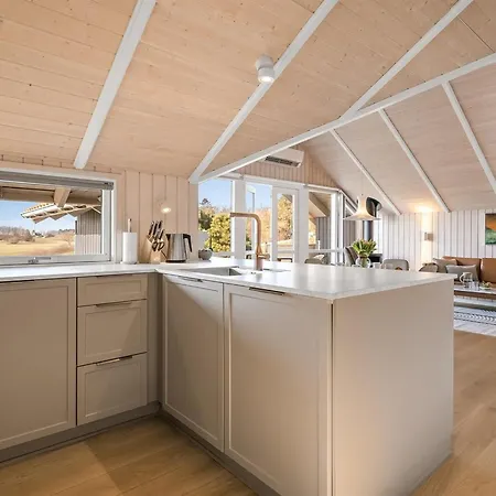 Caranus - 120m From The Sea By Interhome
